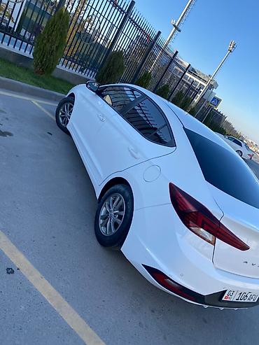hongqi e: Hyundai Avante: 2020 г., 1.6 л, Автомат, Газ, Седан — 4