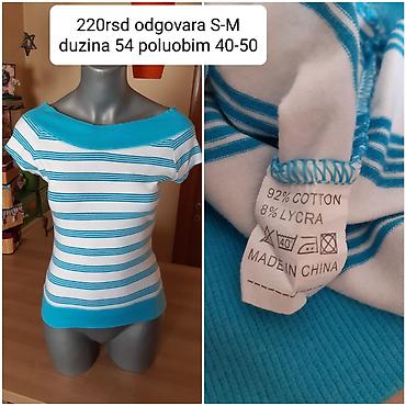 karl majce: Ženska prugasta majica sa širokim, spuštenim izrezom preko ramena — 1