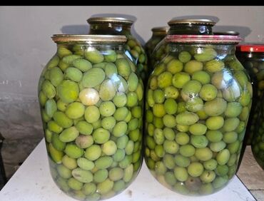 Bitki yağı: Məhsul: Bankada yaşıl zeytun turşusu - Şüşə bankalarda bütöv, iri və