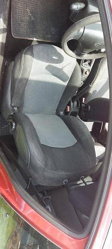 toyota suv: SEDIŠTE 3 VRATA ZA PEUGEOT 206 | Imam sve delove za peugeot 206 — 5