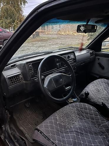 Volkswagen: Volkswagen Golf: 1988 г., 1.8 л, Механика, Бензин, Хэтчбэк — 6