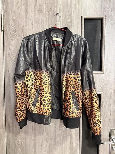 topdan saat satisi: Qadın bomber gödəkçə – leopard naxışlı - Dizayn: Üstdən qara, alt — 1