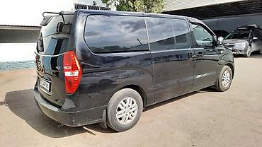старекс 4х4: Hyundai H-1: 2018 г., 2.5 л, Дизель, Минивэн — 4