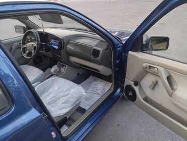 volkswagen golf 4: Volkswagen Vento: 1997 г., 1.8 л, Автомат, Бензин, Седан