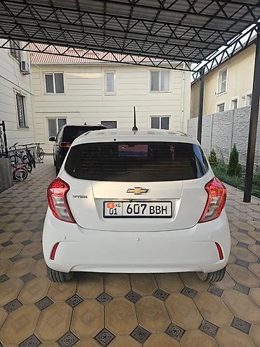 продаю вента афтамат: Chevrolet Spark: 2018 г., 1 л, Автомат, Бензин, Хэтчбэк — 4