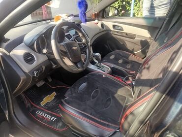 Chevrolet: Chevrolet Cruze: 1.8 l | Sedan — 1