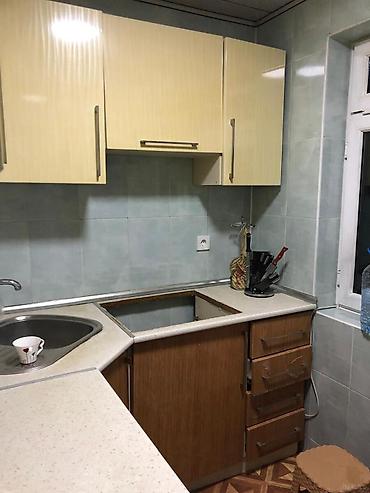seki: Bakı, 2 otaqlı, Köhnə tikili, m. Neftçilər, 52 kv. m — 5
