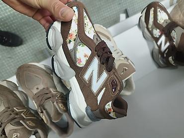 Patike: 36-40 4900 — 10