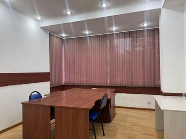 аренда исык куль: Сдаю Офис, 18 м², В бизнес центре, С оборудованием