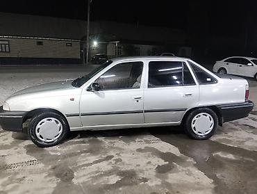 арзан машине: Daewoo Nexia: 2004 г., Кол менен иштөөчү, Бензин, Седан — 5