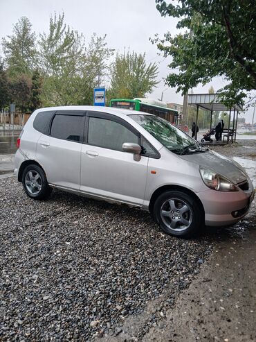 Honda: Honda Fit: 2004 г., 1.5 л, Вариатор, Бензин, Хэтчбэк