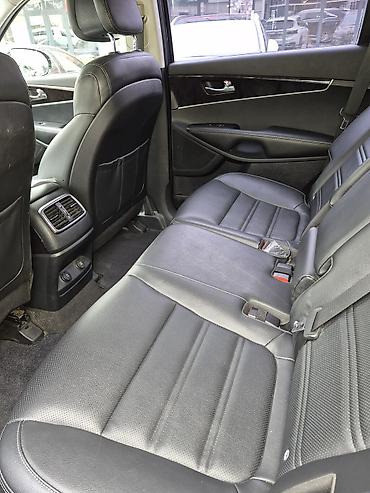 Kia: Kia Sorento – geniş və rahat krossover Xüsusiyyətlər və təchizat: - — 20