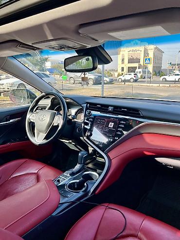corolla 2022: Toyota Camry: 2018 г., Автомат, Бензин, Седан — 5