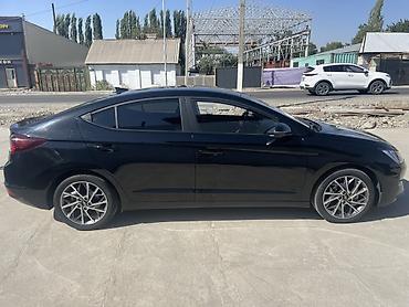 дишевли машина: Hyundai Avante: 2020 г., 1.6 л, Автомат, Бензин, Седан — 2