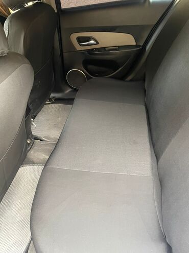 Chevrolet: Chevrolet Cruze: 1.8 l | 2010 il 400 km Sedan -da lalafo.az — 8 Chevrolet: Chevrolet Cruze: 1.8 l | 2010 il 400 km Sedan — 8