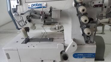 швейные машина: Срочно продаю швейный машинки 1 шт распошивалка протех отличный