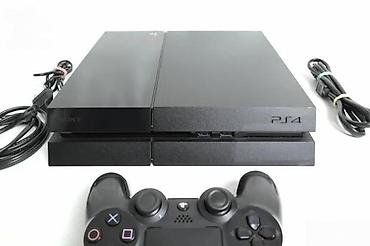 second hand electronics: U ponudi Sony Playstation 4 sa naslova. Konzola je novija fat — 10