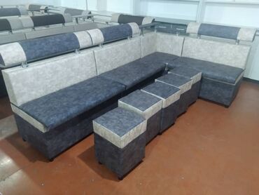 Кухонные мягкие уголки: Уголок кухонный, 2.5х1.5, 190х90, 5 пуфик, доставка есть, рассрочки — 9