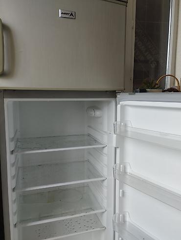 холодильный стол: Холодильник AVEST, двухкамерный, с верхней морозильной камерой. - — 2