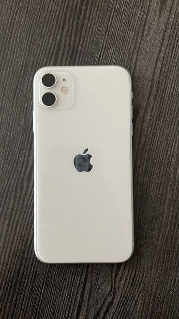 Apple iPhone: IPhone 11, Б/у, 128 ГБ, Белый, Защитное стекло, Чехол