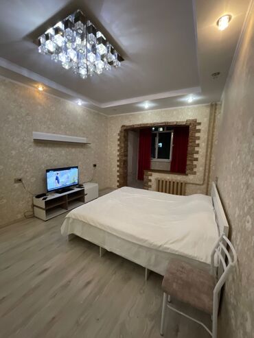 apartment bishkek: 2 комнаты, Душевая кабина, Постельное белье, Кондиционер