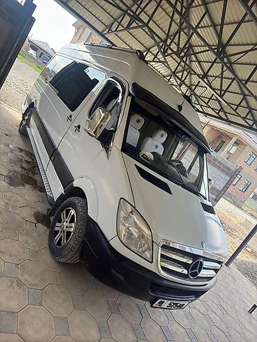 Mercedes-Benz Sprinter — пассажирский микроавтобус повышенного
