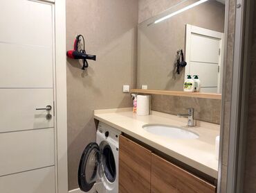 Посуточная аренда квартир: 3 комнаты, Душевая кабина, Постельное белье, Кондиционер — 8