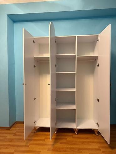 hamam refi: Yeni, 3 qapılı, Güzgülü, Ağ, Taxta, Açılan, Düz dolab — 1