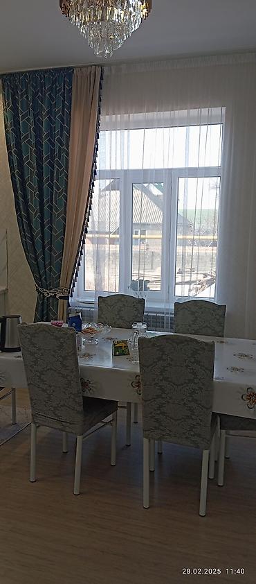 Продажа коттеджей и домов: Ала - Тоо 2 Конушунан эки кабаттуу жаны буткон чон уй сатылат. 4,5 — 21