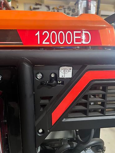 Генераторы: Бензиновый генератор Lifan 12000ED Мощный трехфазный/однофазный — 2