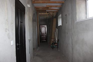 Продажа коттеджей и домов: 2 комнаты, 63 м², Бишкек, Киркомстром Собственник — 11
