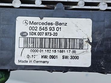 200: Блок предохранителей Mercedes-Benz 2002 г., Б/у, Оригинал, Германия — 2