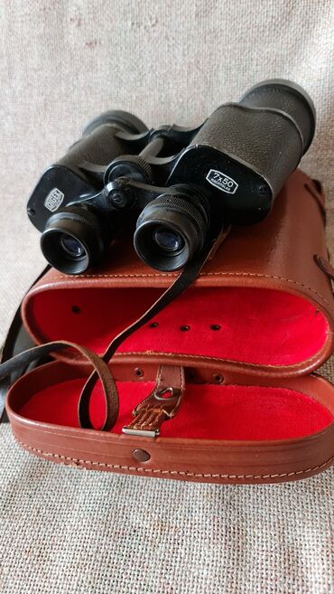 Dvogledi i teleskopi: Dalekozori Crest 16x50 (3.5°) sa kožnim futrolama - Model: Crest — 15