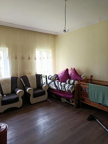 əhmədli kirayə evlər: Dağ ətəyində, yaşıllıqla əhatəli həyəti olan rayonun sakit yerinde — 8