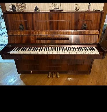 Музыкальные инструменты: Məhsul: Akustik pianino “Belarus” upright Xüsusiyyətlər: - Korpus — 1