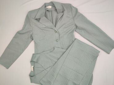 Women`s suit, S (EU 36)