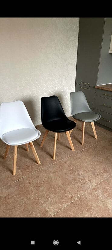 садовый мебель: Комплект стол и стулья Новый