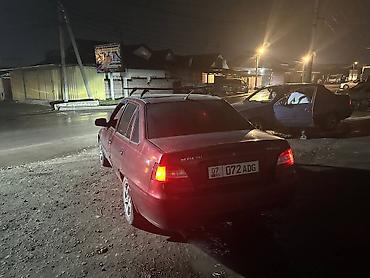 тез арада: Daewoo Nexia: 2012 г., 1.6 л, Кол менен иштөөчү, Бензин, Седан — 2