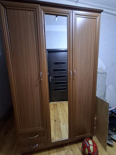 сифон: Açılan, 3 qapılı Düz dolab, Qarderob, paltar dolabı