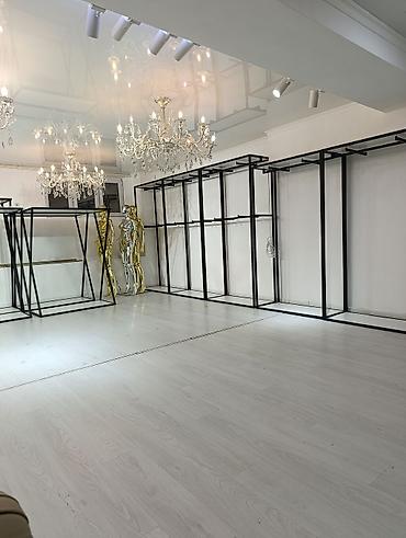 Продажа помещений свободного назначения: Продается Коммерческое помещение!!!! в Золотом квадрате 111м2 ( — 3