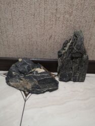 вольер для кота: Akvarium üçün təbii daşlar 2 ədəddir. Aqua charizmadan alın çəkiləri