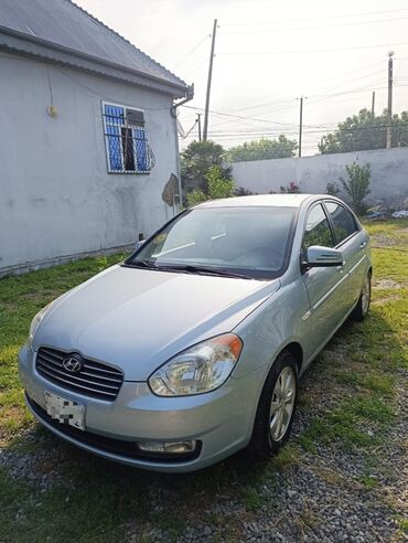 Hyundai: Hyundai Accent: 1.4 l | 2007 il Sedan
