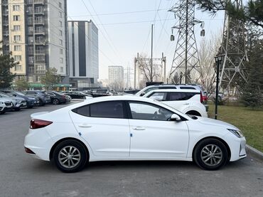 Hyundai: Hyundai Avante: 2019 г., 1.6 л, Автомат, Бензин, Седан — 5