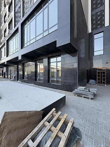 аренда цоколь: Магазин, В жилом доме, 232 м² С ремонтом, Water сommunications, Sewerage сommunications, Heating сommunications — 3