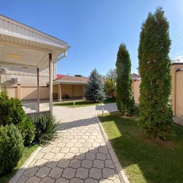 Продажа домов: Дом, 272 м², 8 комнат, Собственник — 4