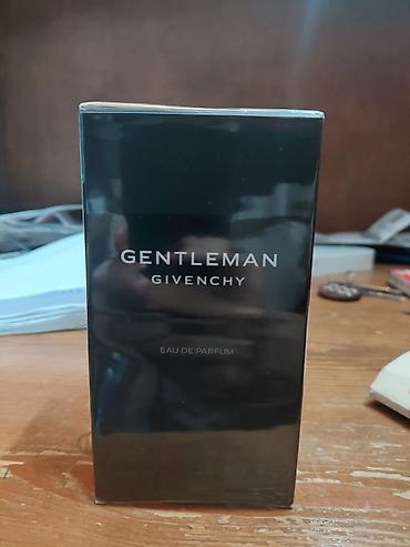 kisi kostyumlari: Givenchy Gentleman Eau de Parfum – kişi ətiri - Tip: Eau de Parfum — 1