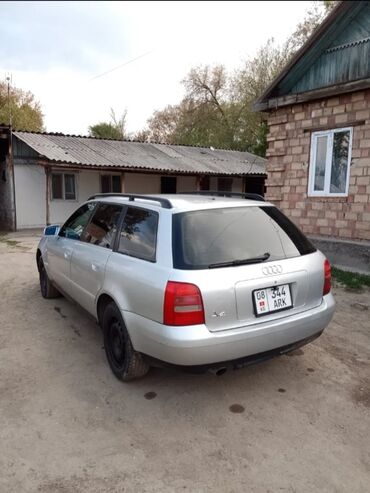 Audi: Audi A4: 2000 г., 1.8 л, Механика, Бензин, Универсал