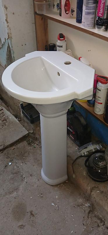 kapron borular: Ağ rəngli ayaqlı lavabo (piyedestal tip) - Material — 3