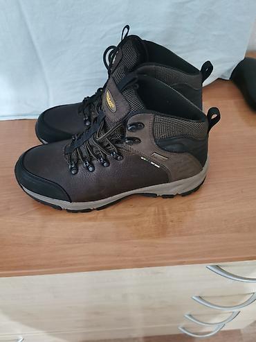 дешевые: 1.Кроссовки Reebok MemoryTech, мужские покупали в Польше- не подошел — 9