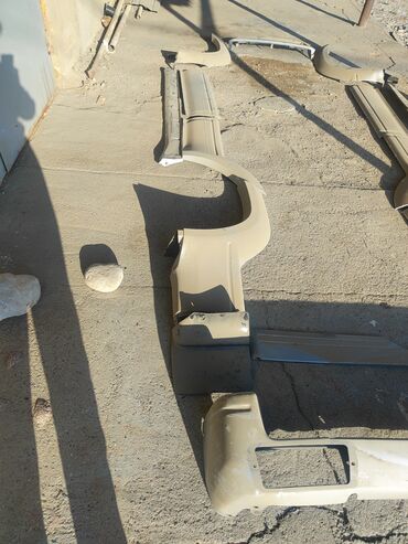 Бамперы и комплектующие: Накладка на бампер Toyota, Б/у, Оригинал — 8